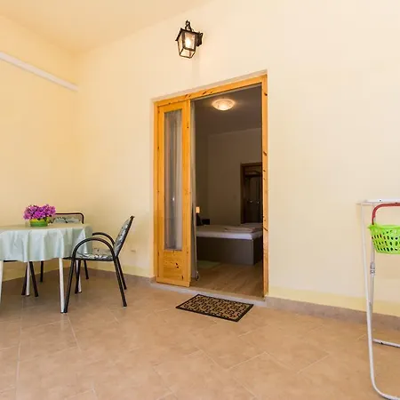 Siljug Apartment