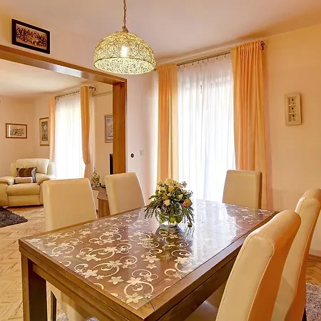 Apartment Siljug *